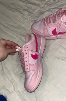 Nike pink  dunks