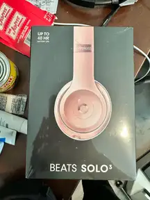 Beats Solo 3 Wireless Rose Gold Headphones