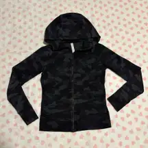 Lululemon scuba hoodie camo black size 6
