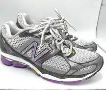 New Balance sneaker women's running shoe sz 7.5 gray, wht , purple 1080v2