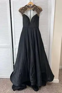 Sherri Hill  Ball Gown Size 4