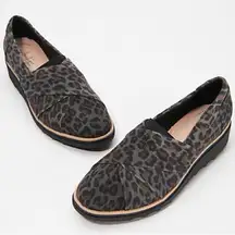 ✨ Clarks Collection Suede Loafers - Sharon Form✨