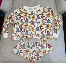 Winnie the Pooh Printed Pajama Set Size Small