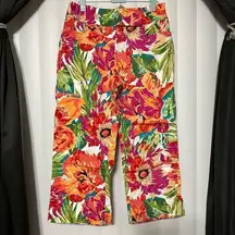 Bandolino stretch floral print multicolor capris, 2 front pockets