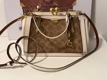 COACH Brown Canvas White Leather Kiss lock dreamer 21 Shoulder Crossbody Bag
