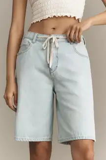 Pilcro Classic Bermuda Denim Shorts in Medium Blue