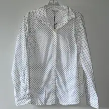 Women’s button-down work shirt