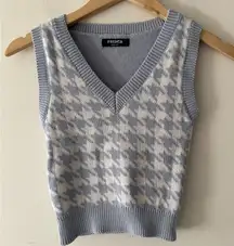 RSQ Blue and White Sweater Vest Houndstooth Pattern