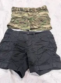 No Boundaries Women's Camo & Black Cargo Shorts Bundle Size S (4-6) Casual
