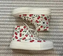 Chuck Taylor All Star Lift Platforn Cherries Converse