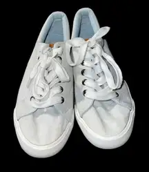 Rocket Dog light grey fabric low top sneakers w laces women’s size 7.5
