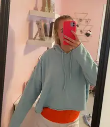 Cropped Hoodie