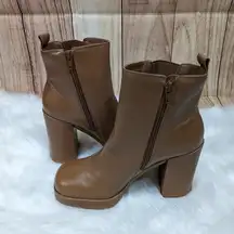 New without box , Gianni Bini Tan Kiran Leather Platform Boots Size 8.5