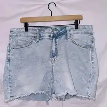 Ava & Viv Light Wash Denim High Waisted Cut Off Jean Short size 14W