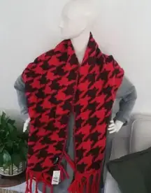 DKNY Women's Oversized Houndstooth Scarf Red/Black