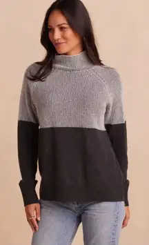 Summersalt Two-Tone Cashmere Merino Wool Turtleneck Sweater Small