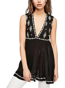 Free People Sleeveless Diamond Embroidered Boho Sleeveless Top Black Size M