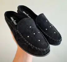 Minnetonka Leila Black Suede Studded Moccasin Mules Size 9