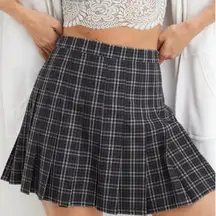 NEW Aerie Grey Class Act Pleated Skirt Women's Large