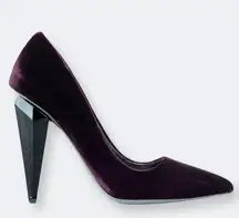 Sylth Virago Antigone Bordeaux Velvet Heel