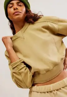 FREE PEOPLE - INTERCEPT PULLOVER IN HARVEST GOLD Size: L $78 MSRP Perfect Condition, Like New Line through tag to prevent store return Worn Once Washed and Hung To Dry  No refunds or cancellations