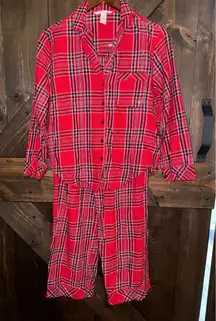 Victoria‎ Secret Women's XS Pajama Set Red Plaid Long Sleeve EUC