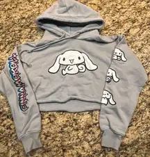 Hello Kitty Forever 21 Women XS Grey Pullover Hooded Cropped Sweater Cinnamoroll