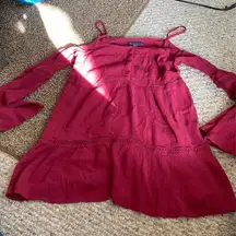 Kendall & kylie cold shoulder blouse sma