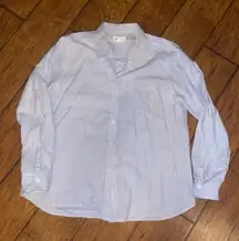 Gap woman’s blue and white striped button up shirt size large 