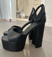 Platform heels Black