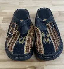 Born Beige/Brown Woven Blanket Clogs Womens - Size 9
