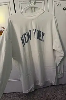 Brandy Melville New York T-Shirt Long Sleeve