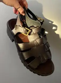 Y2K brown faux leather chunky fisherman sandals 🔥