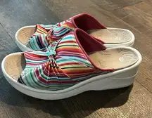 Bzees Sunburst Women's Sandals Slip On Wedge Multi Color Wave Stripe Size 7