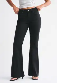 Abercrombie & Fitch Curve Love Black The Flare Ultra High Rise Jeans Size 8☀️