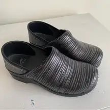 Dansko Professional Healthcare Clogs Shoes Metallic Textured Stripe