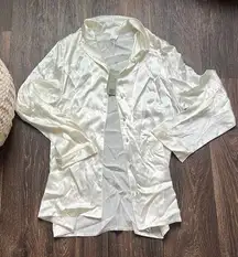 intmissimi silk button up in Talco