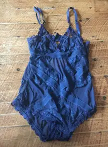 Sam Edelman navy sheer S body suit