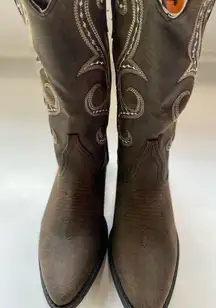 AR Dawna Women’s Brown Embroidered Western Cowboy Boots – Size 7M