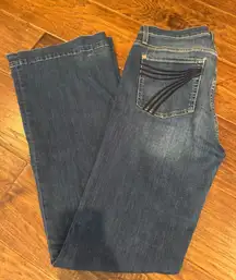 7 For All Man Kind. Size 32 Dojo’s