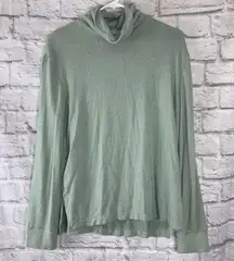 Longsleeve turtleneck sleepwear top or could be worn as reg top sz S