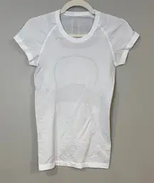 Lululemon swiftly tech short sleeve crew top in white breathable fabric
