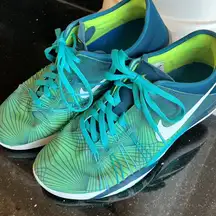 Nike Free Running Athletic Shoes Sneakers Womens 8