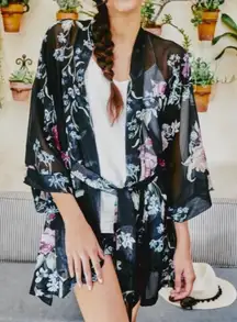 Helena Quinn Kimono in Black Floral Print