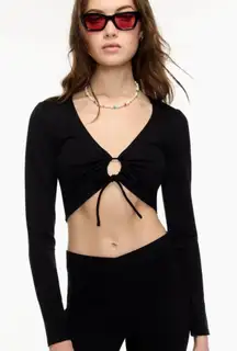 Aritzia Far Out Cropped Longsleeve