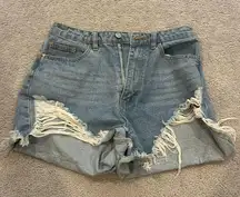 misguided medium wash ripped jean mom shorts size 6/8