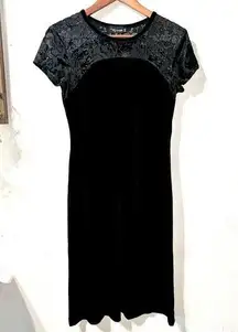 Vintage My Michelle Black Velvet Dress Size 9/10