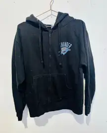 ITEM OF THE GAME Black OKC Thunder Logo Zip Up Drawstring Hoodie size Medium