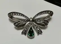 Signed Avon Silver Tone Bow Brooch Pin August Birthstone Peridot Green