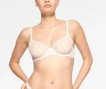 SKIMS 🆕 NWT  Ultra Fine Mesh Underwire Scoop Bra Marble Color White Sheer 30B